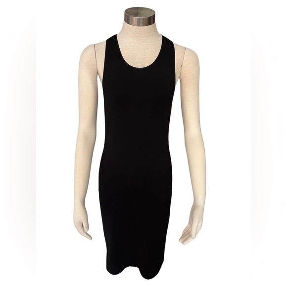 Gucci Dresses & Skirts - Gucci Black mid length Black dress size M